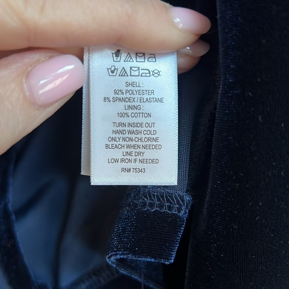 Stunning blue Tahari blazer with Jewled button. 
Size Large. - Picture 5 of 6